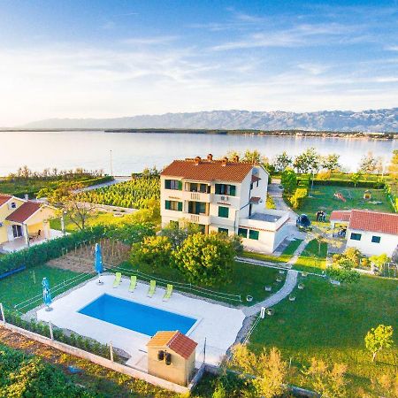 Villa Marija Nin Luaran gambar