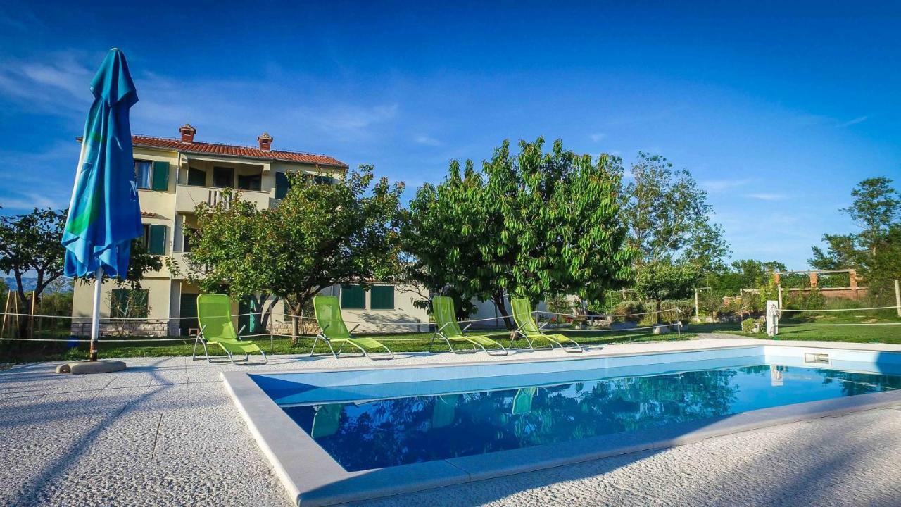Villa Marija Nin Luaran gambar